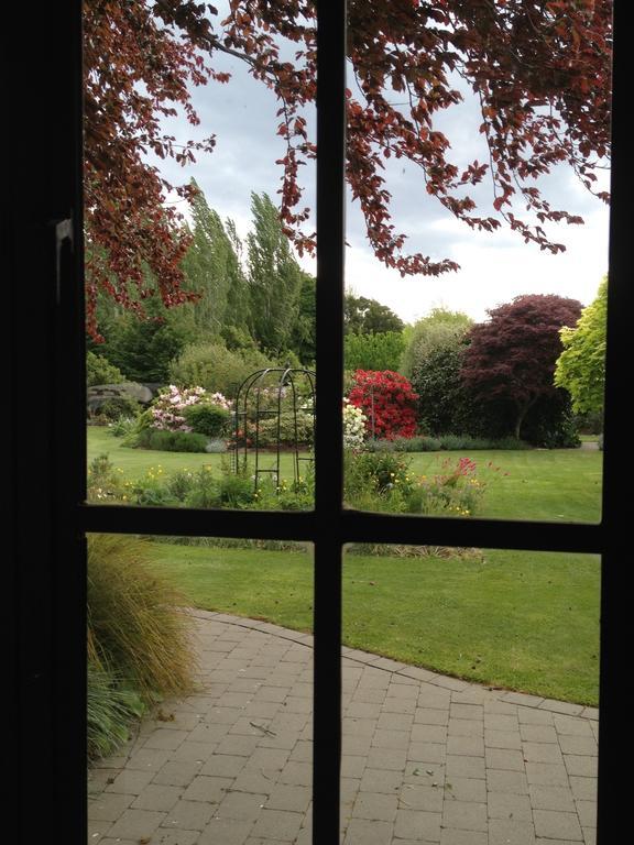 Rhododendron Garden Hotel Christchurch Bilik gambar